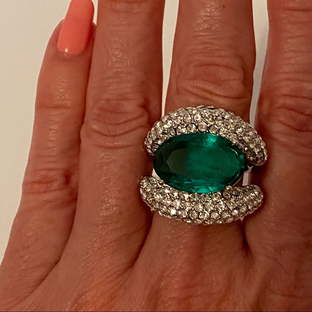 JOAN BOYCE JB RING GREEN CRYSTAL CLEAR PAVE STONES SILVER TONE SETTING Size 9